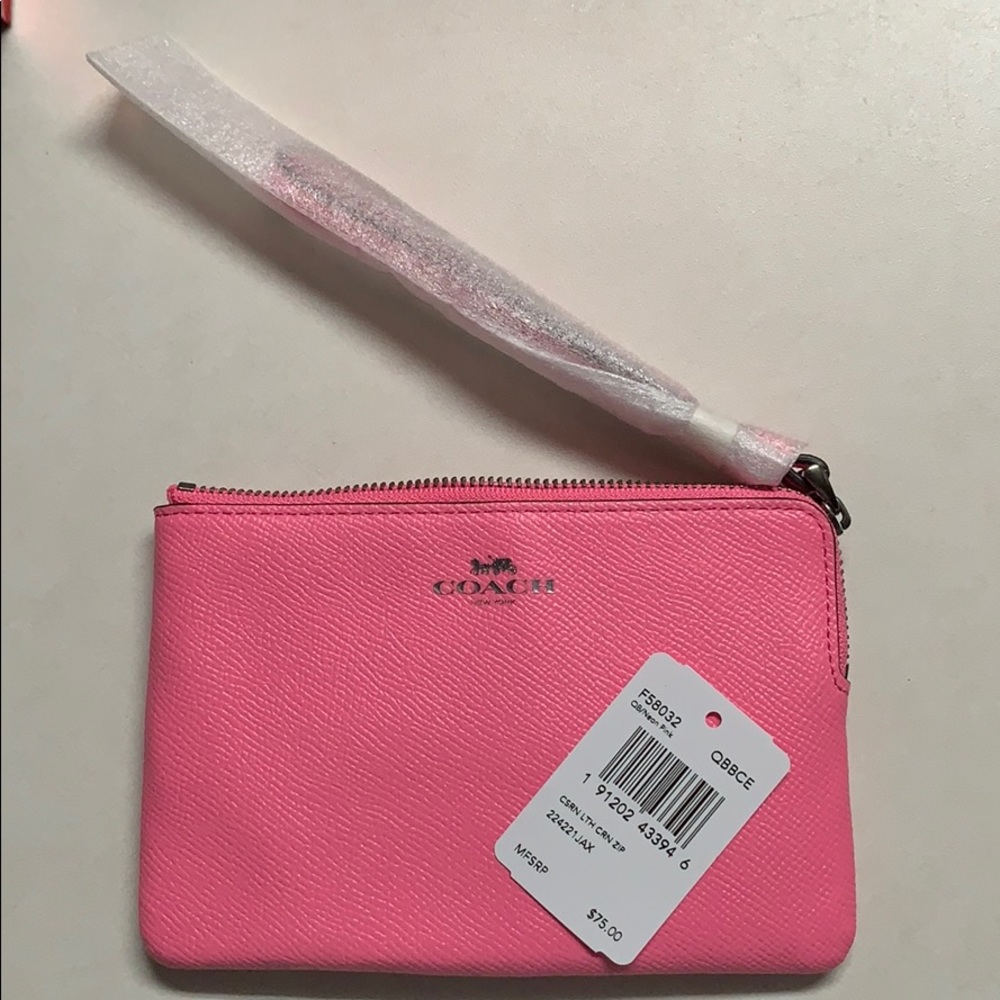 Coach wristlet NEW
